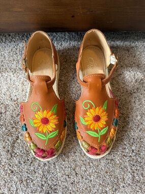 Handmade Leather Sunflower Espadrilles - made in Puerto Vallarta
